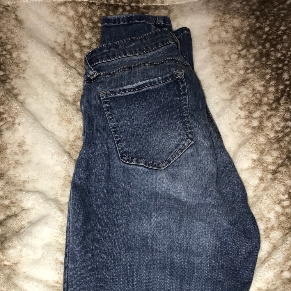 Cute Ripped Jeans ! - Picture 3 of 7